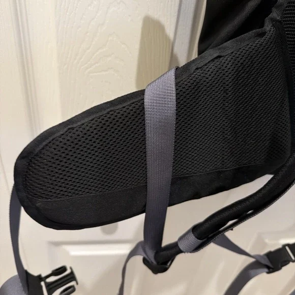 Asolo Backpack Daypack Ventilator Waist Strap Pockets Zip Pockets Storage Hiking - Picture 10 of 16